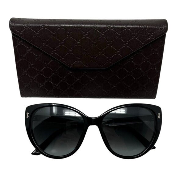 Gucci Elegant Black Cat-Eye Sunglasses - Picture 2 of 9
